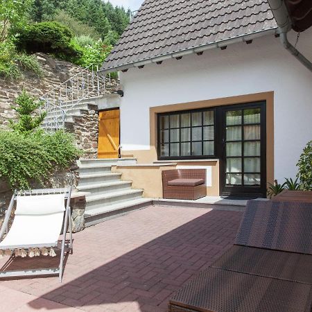 A Modern Apartment In The Hunsr Ck Region S Romantic Drohn Valley Merschbach ภายนอก รูปภาพ