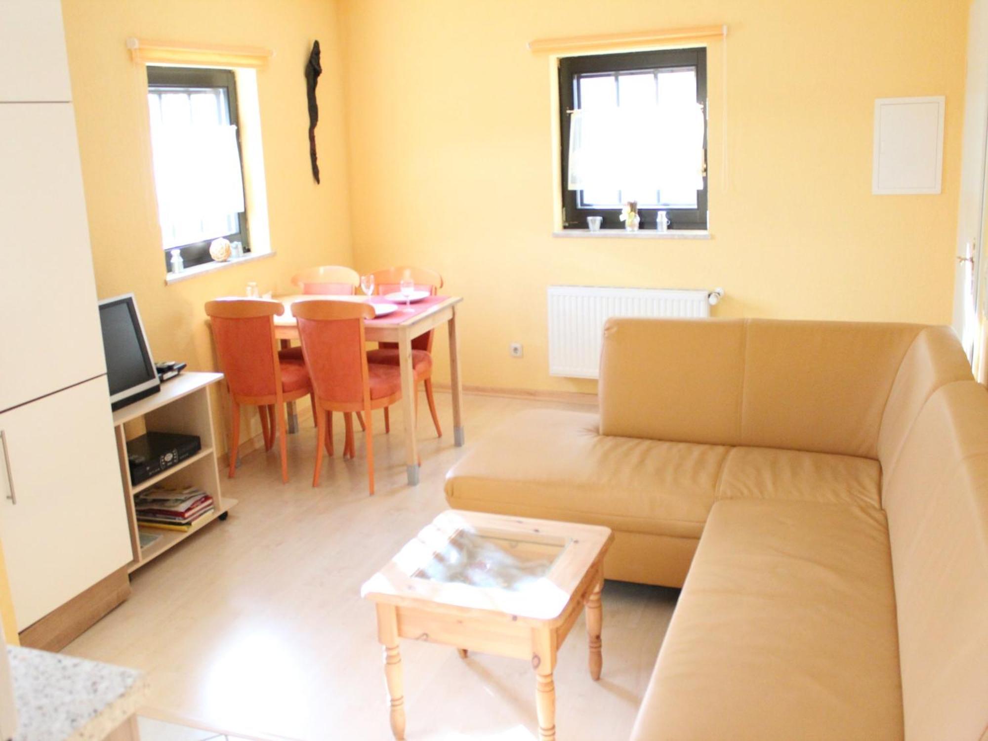 A Modern Apartment In The Hunsr Ck Region S Romantic Drohn Valley Merschbach ภายนอก รูปภาพ