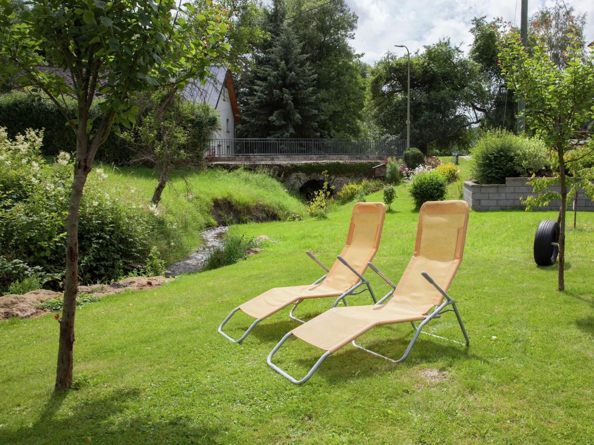 A Modern Apartment In The Hunsr Ck Region S Romantic Drohn Valley Merschbach ภายนอก รูปภาพ