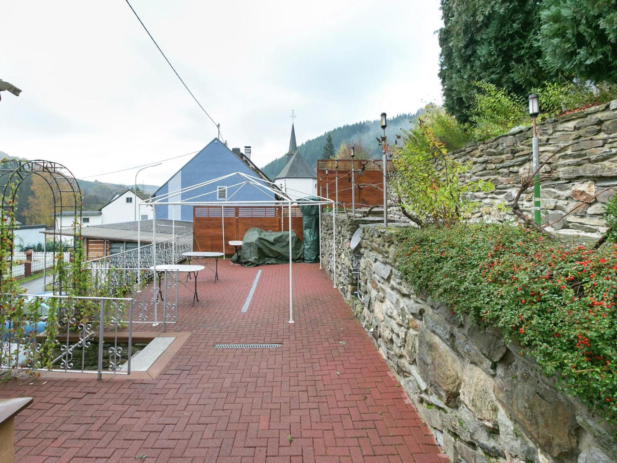 A Modern Apartment In The Hunsr Ck Region S Romantic Drohn Valley Merschbach ภายนอก รูปภาพ