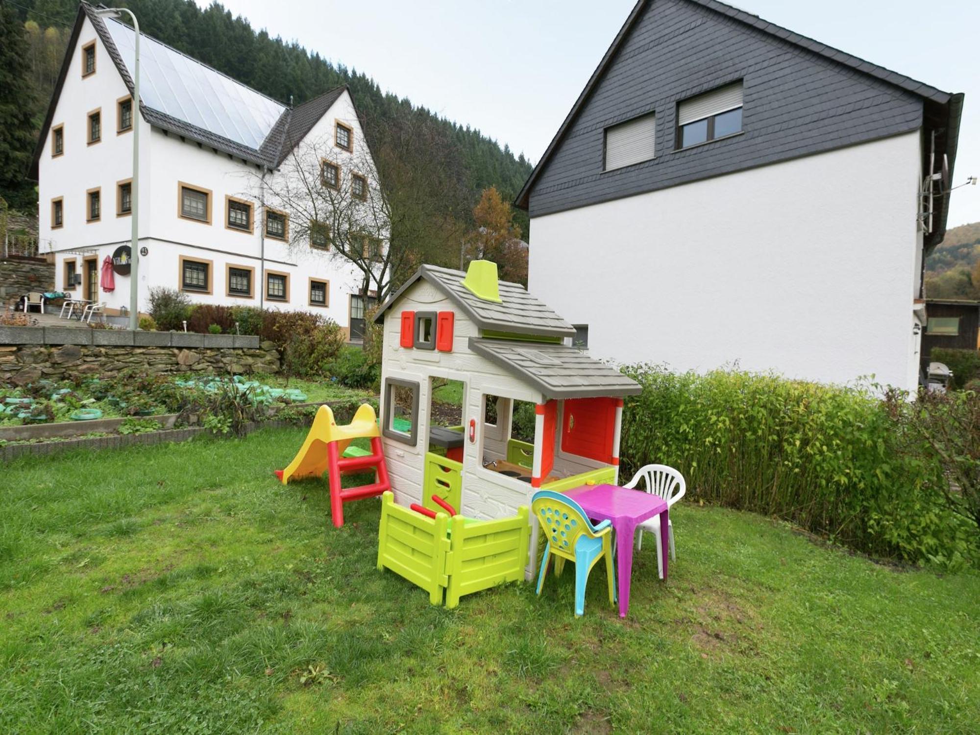 A Modern Apartment In The Hunsr Ck Region S Romantic Drohn Valley Merschbach ภายนอก รูปภาพ