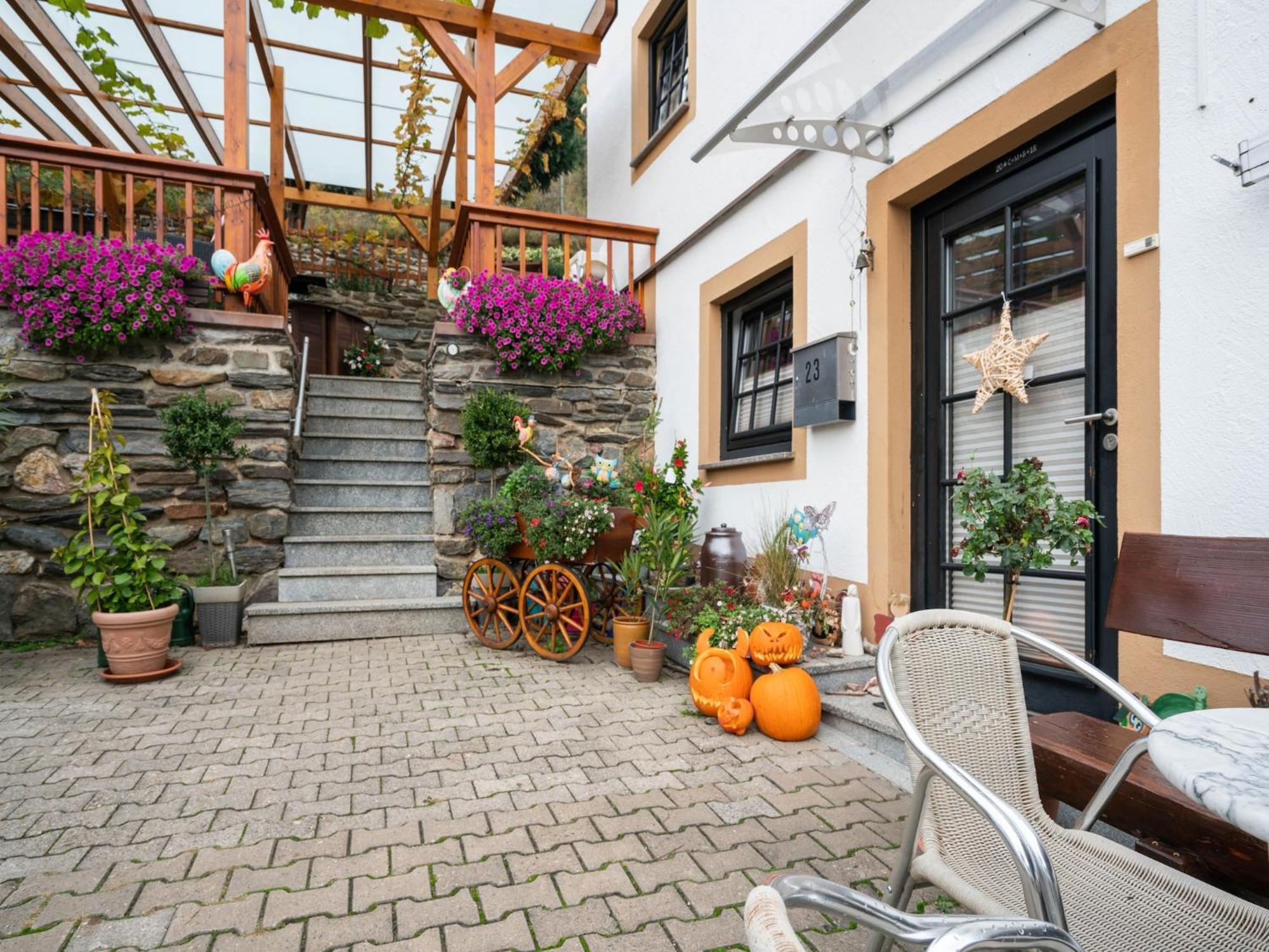 A Modern Apartment In The Hunsr Ck Region S Romantic Drohn Valley Merschbach ภายนอก รูปภาพ